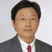 Dr. CHOW Yu Fat 周雨发医生
